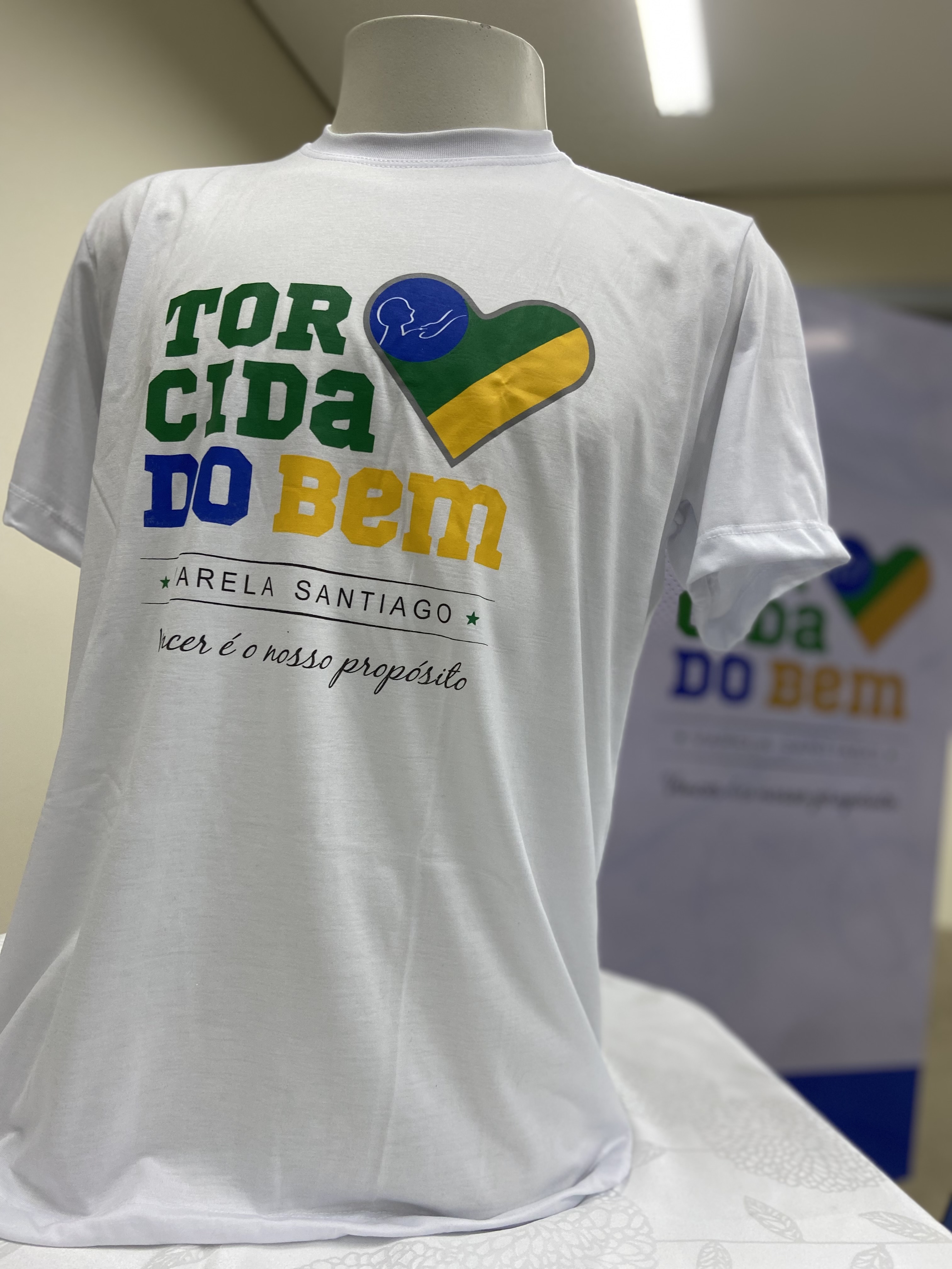 Campanha da Copa: Camisas do Varela Santiago também estão à venda nas lojas Phone.com